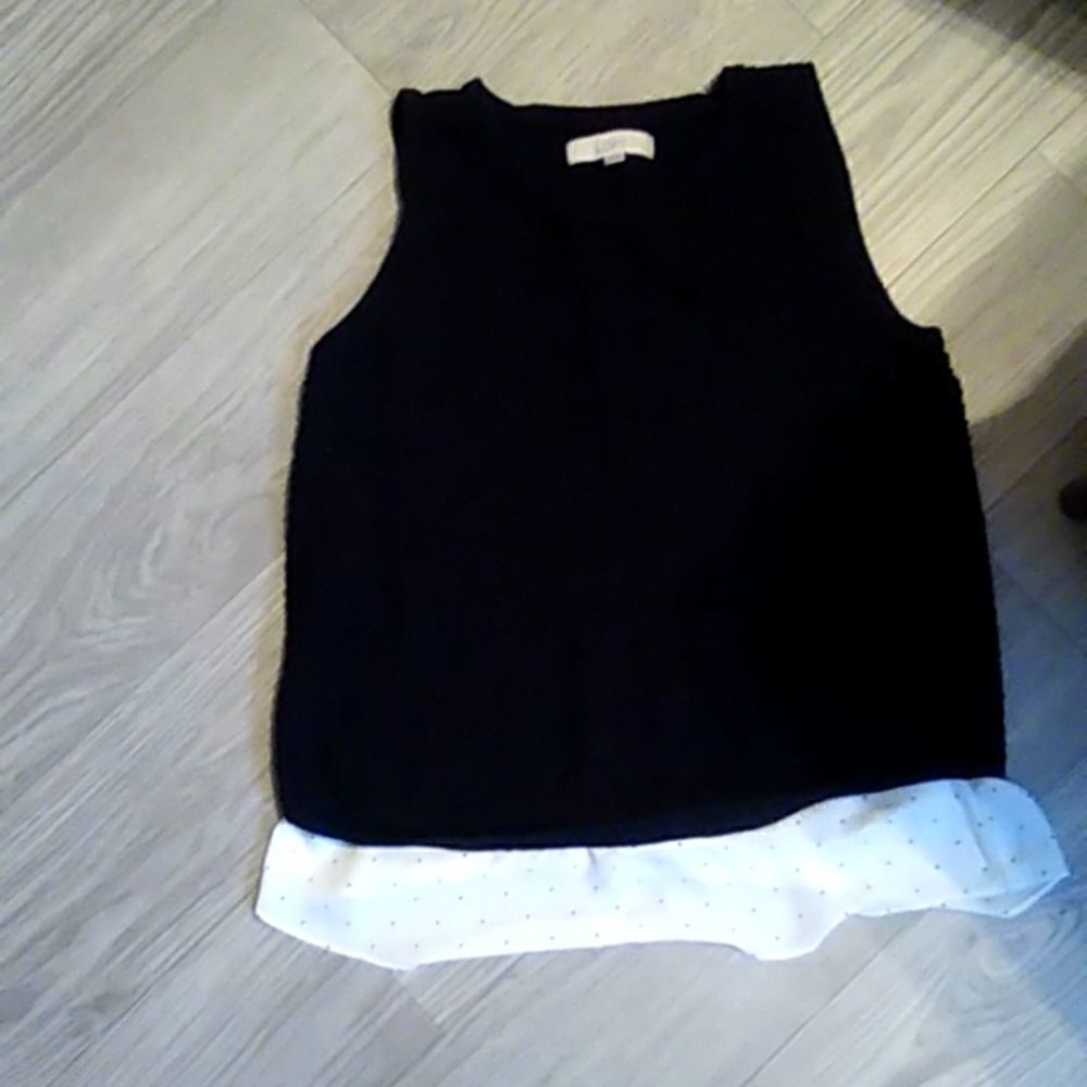 Ladies size M LOFT sleeveless wool blouse/sweater